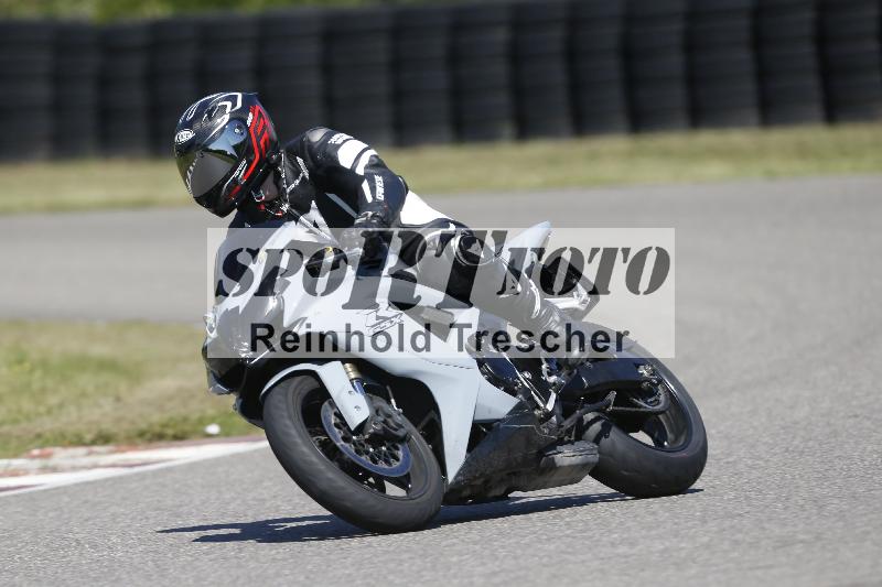 /15 22.05.2026  Plüss Moto Sport  Discover the Bike ADR /Gruppe gruen - Bike 1/6